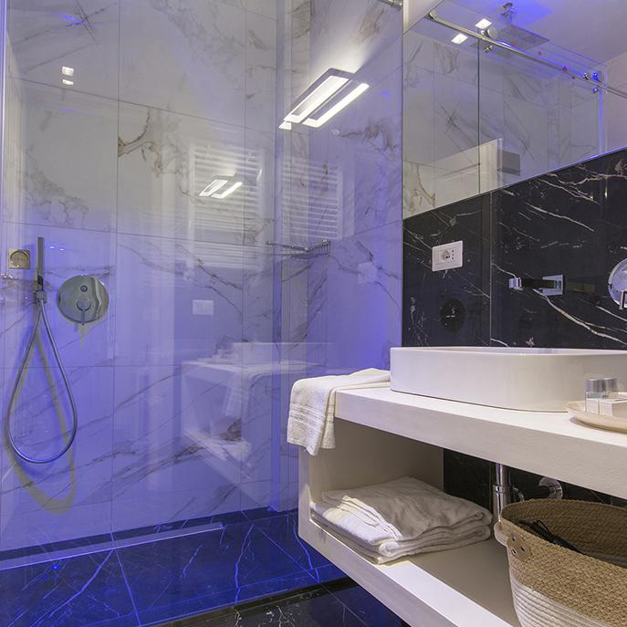 Tritone 125 Guest House - Roma